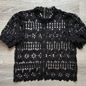 iris Black Floral Crochet Short-Sleeve Top